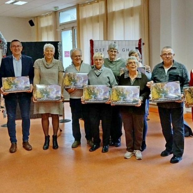 Frontignan : les aînés ont reçu la traditionnelle boîte de chocolats de fin d'année