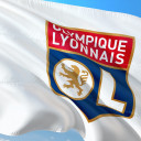 Grâce à un penalty de son capitaine Alexandre Lacazette dans le temps additionnel, Lyon s'impose in extremis contre Strasbourg